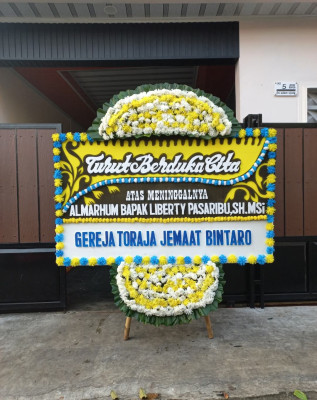 Papan Bunga Duka di Ladang Cakiah