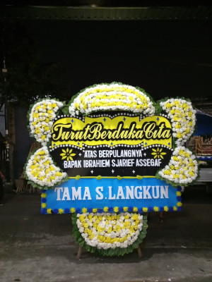 Papan Bunga Duka di Ladang Cakiah